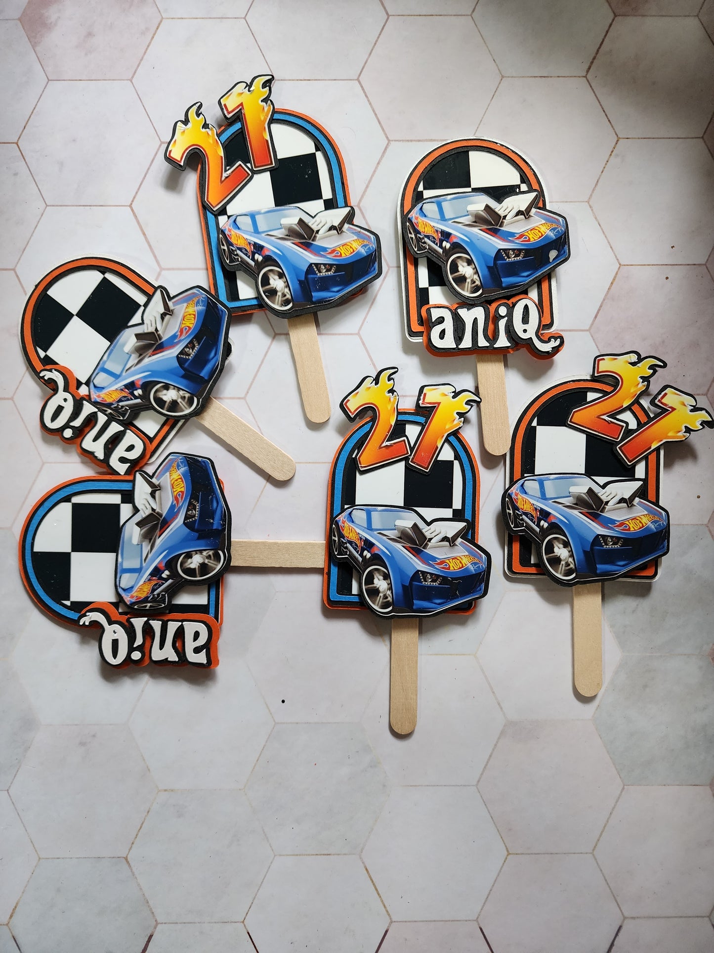Cupcake Toppers - Hot Wheels